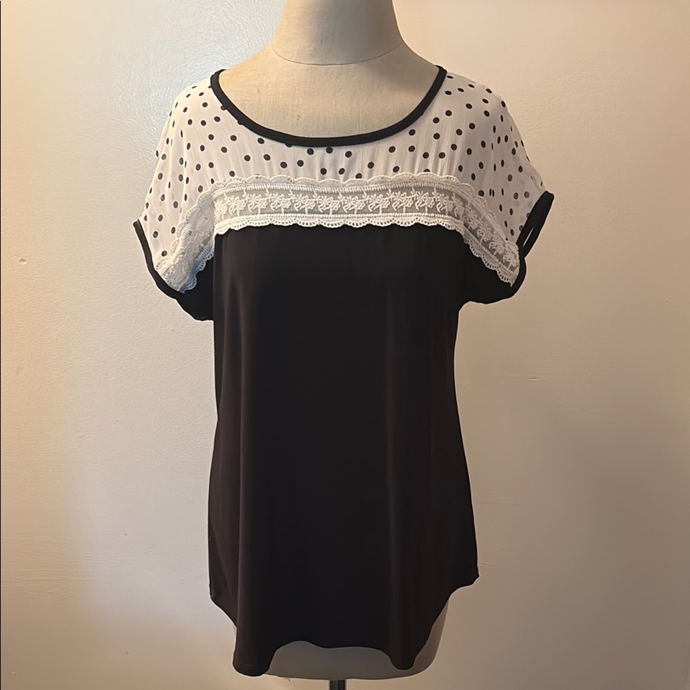 Faith and Joy Black and White Ruffled Short Sleeve Blouse